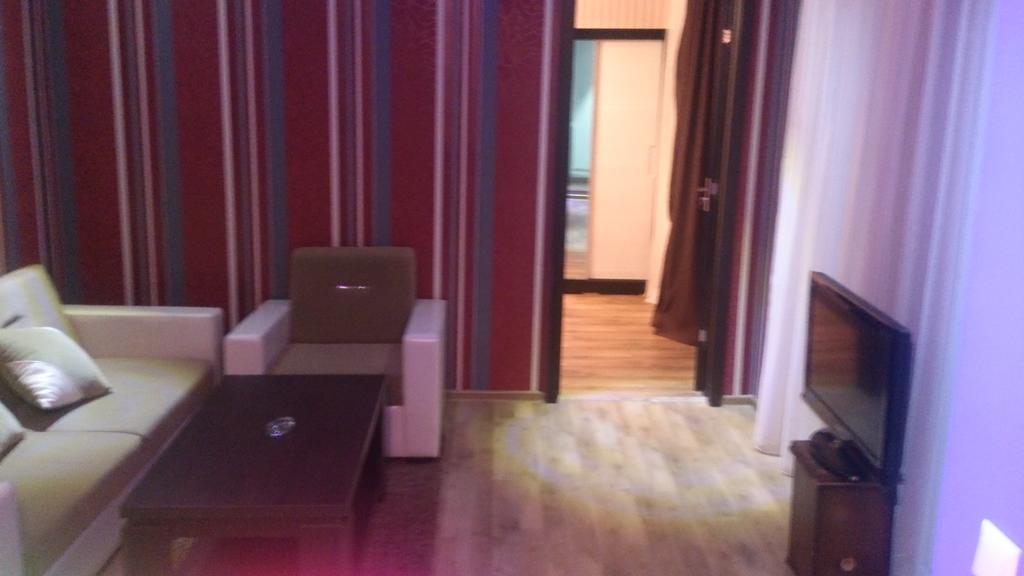 Apartment Sofi Tbilisi Bagian luar foto